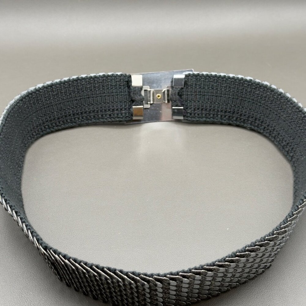 Vintage Women's Belt Small Medium Silver Fish Scale Metal Stretch Floral Buckle - Picture 14 of 15